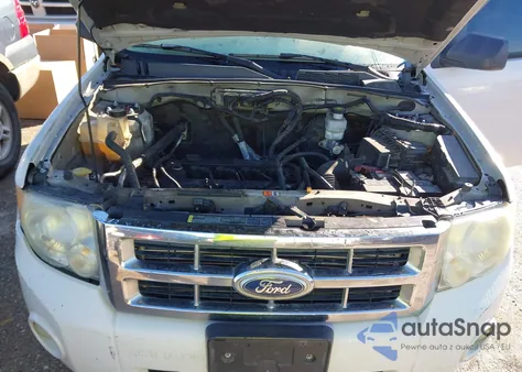 2010 Ford Escape Xlt из США, поврежденный, VIN 1FMCU0D72AKC17222